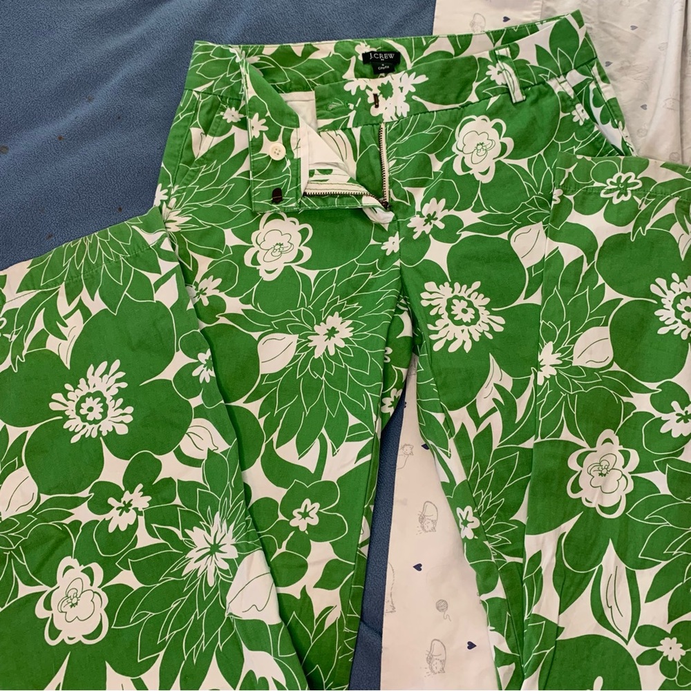 J. Crew green and white floral print flare leg city fit pants | size 0 NWOT